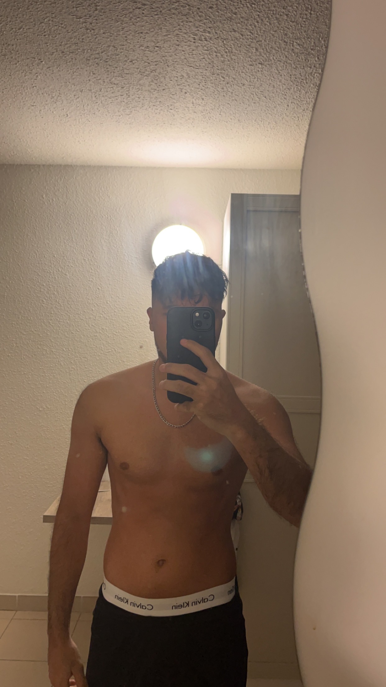 Profil de Antero, 26 ans, Escort Gay Monaco à Fournès