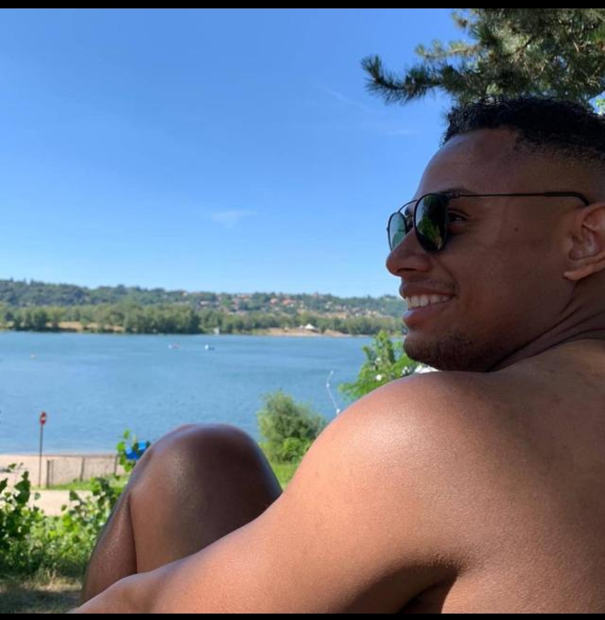 Profil de Almamy, 35 ans, Escort Gay Monaco à Sarry
