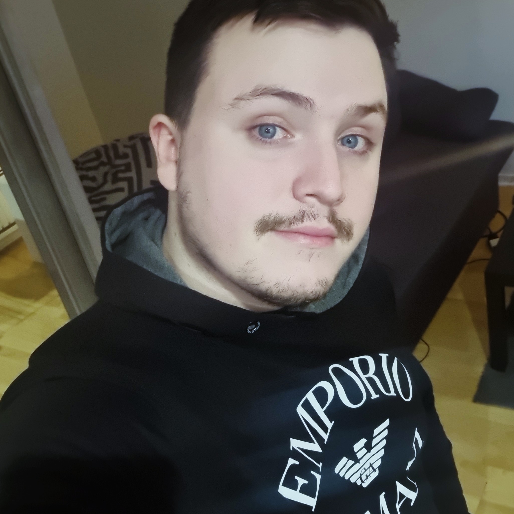 Profil de Lucca, 26 ans, Escort Gay Monaco à Tanus
