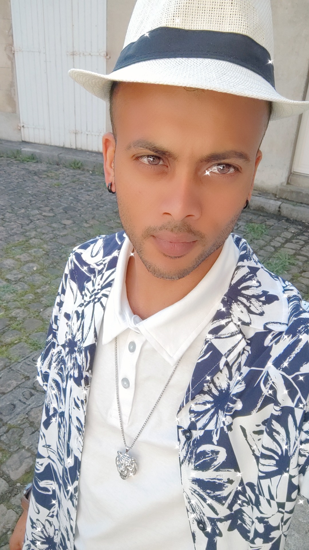 Profil de Madec, 30 ans, Escort Gay Monaco à Marguerittes