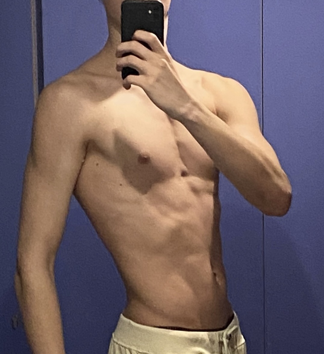 Profil de Ayan, 22 ans, Escort Gay Monaco à Fourneaux