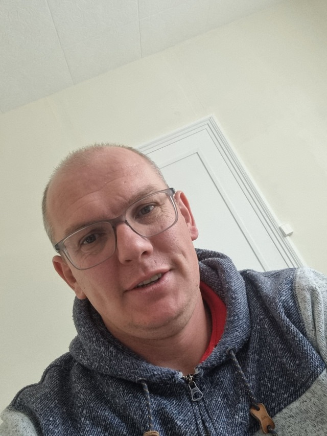 Profil de Ronny, 42 ans, Escort Gay Monaco à Junas