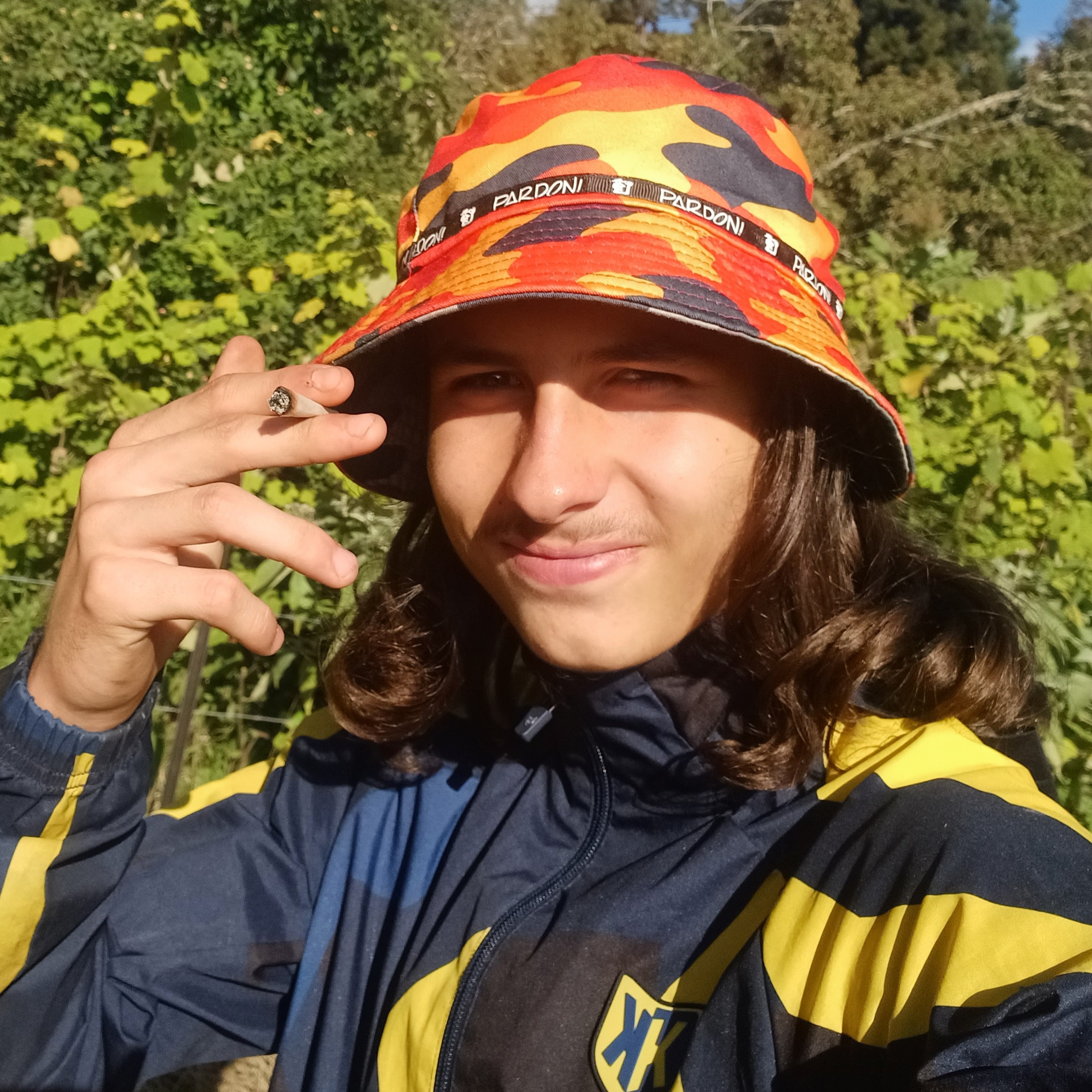 Profil de Aarone, 18 ans, Escort Gay Monaco à Bray