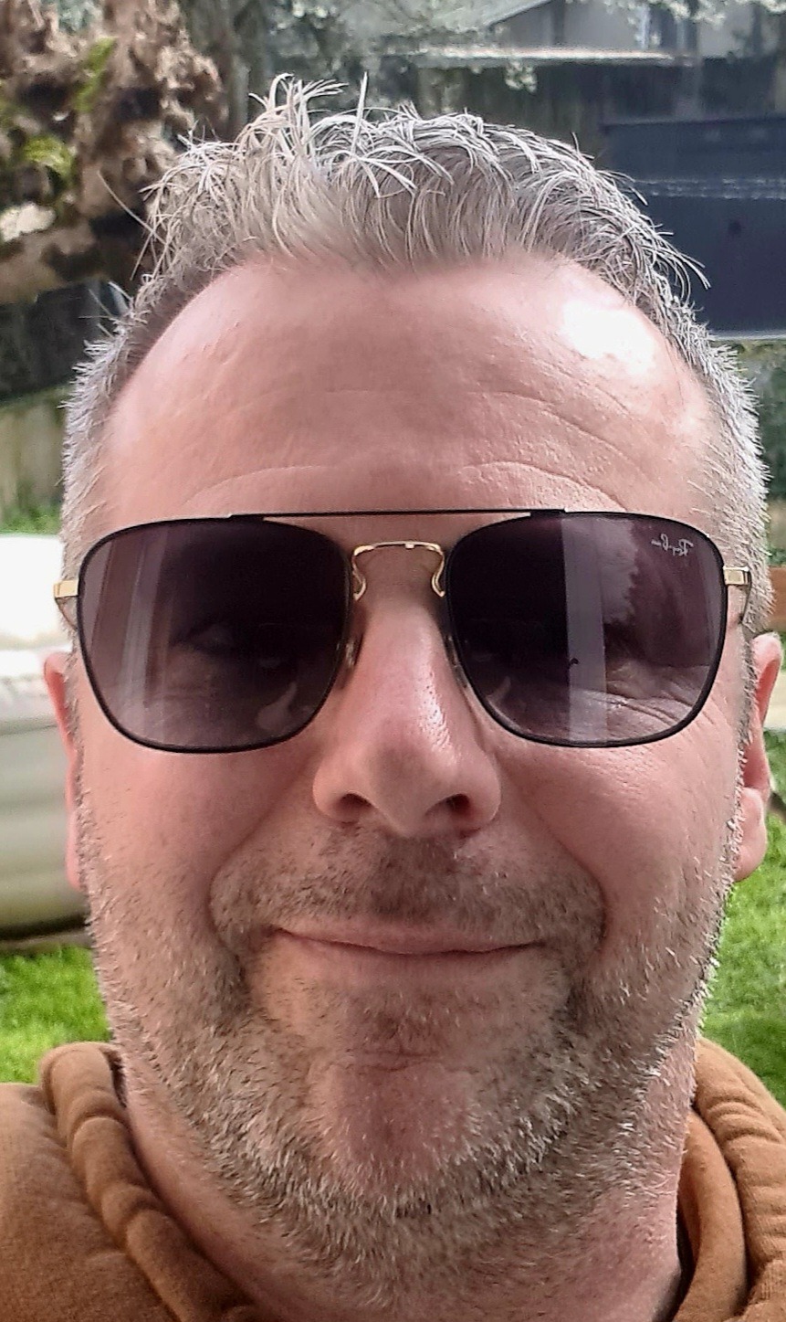 Profil de Josaphat, 55 ans, Escort Gay Monaco à Bastelica