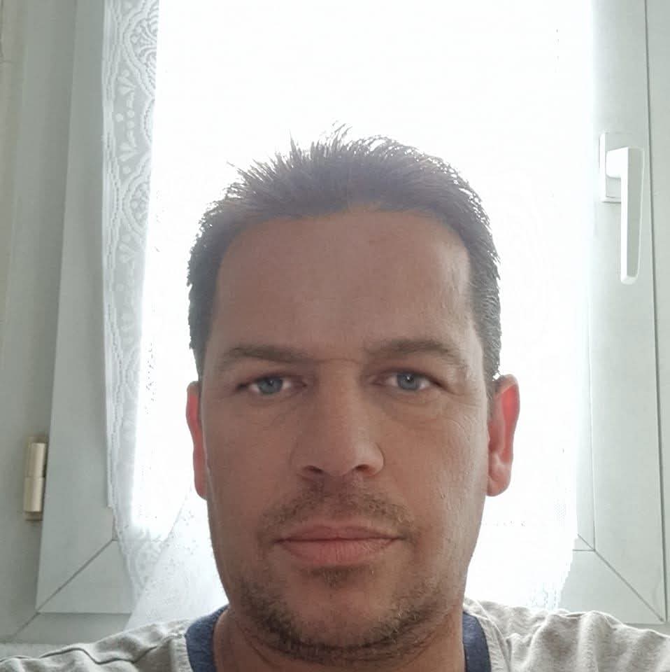 Profil de Yohane, 50 ans, Escort Gay Monaco à Savignargues
