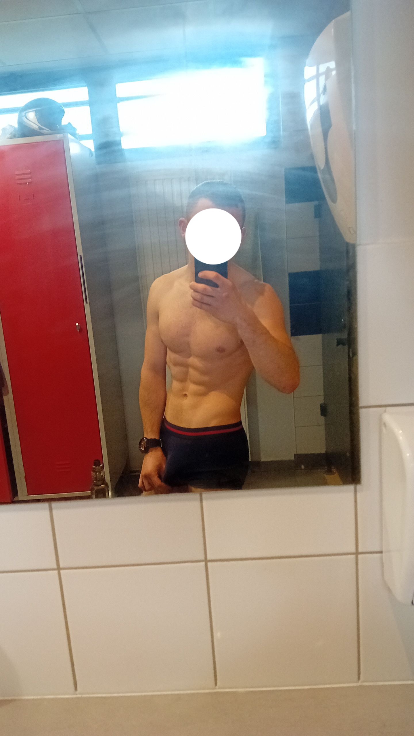 Profil de Adam, 25 ans, Escort Gay Monaco à Pérols
