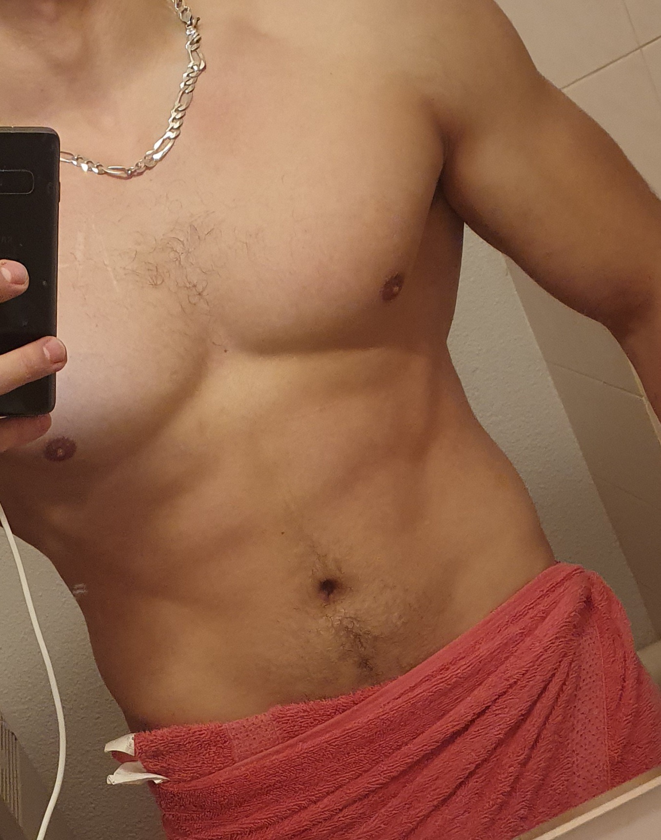Profil de Nohann, 26 ans, Escort Gay Monaco à Rapaggio