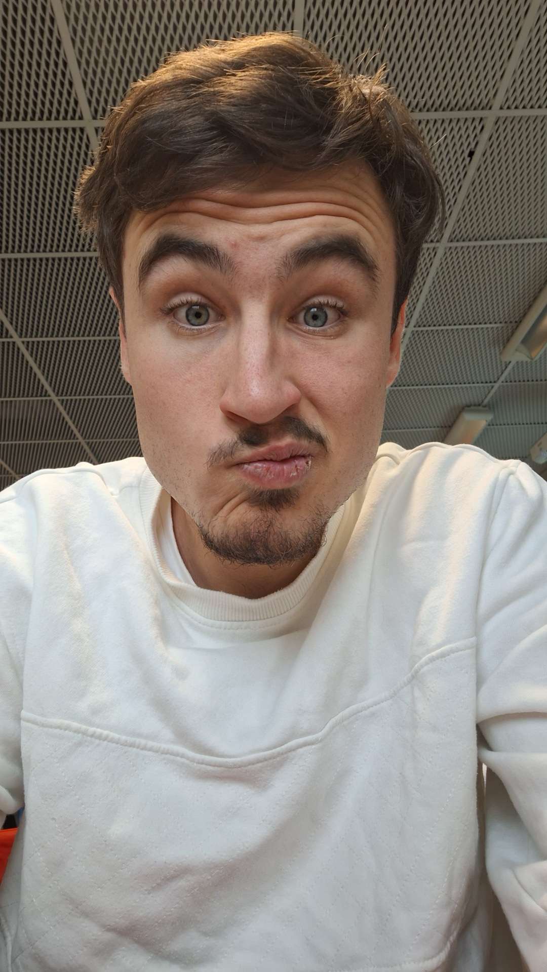 Profil de Sainte-luce, 19 ans, Escort Gay Monaco à Teulat