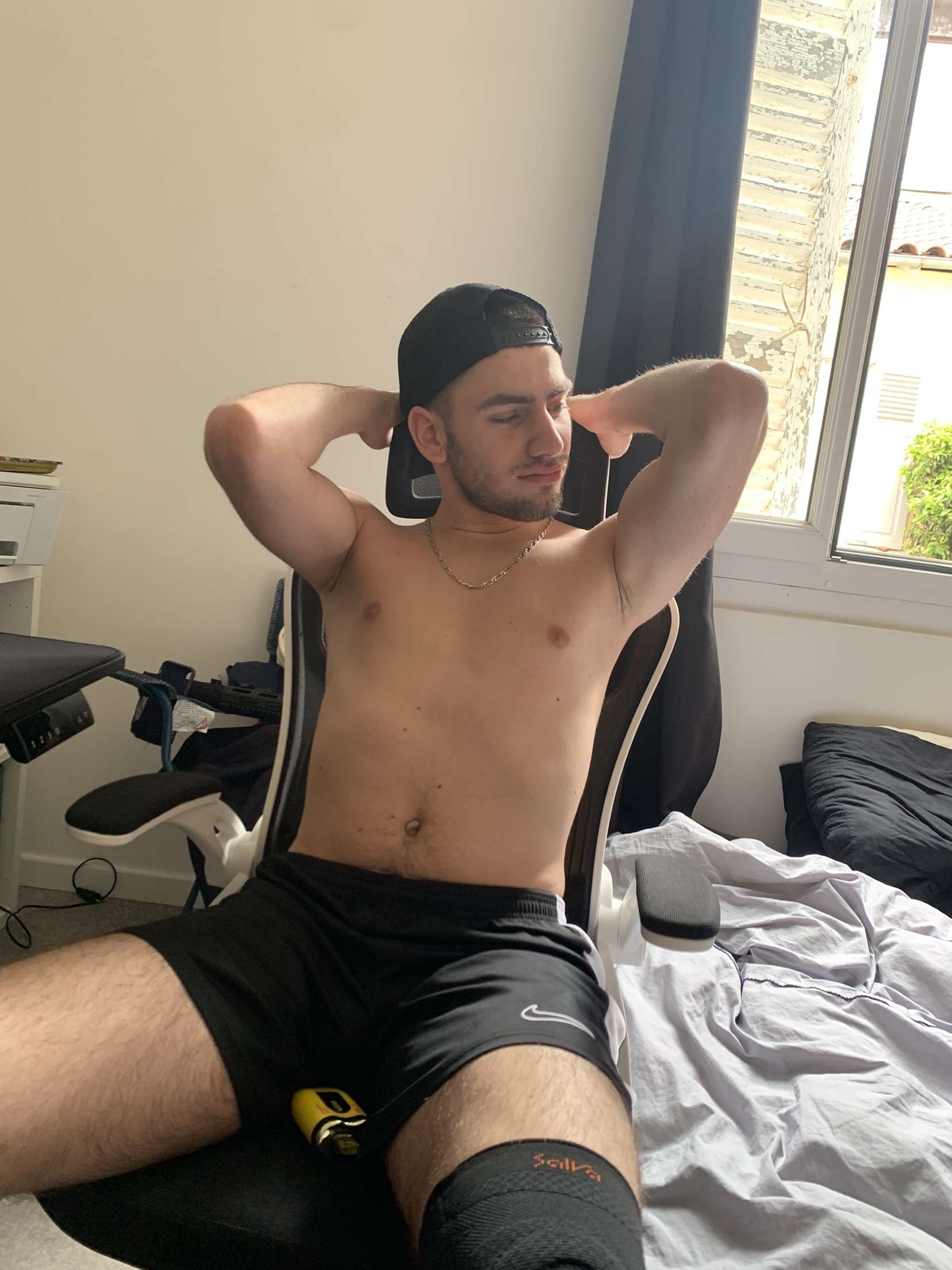 Profil de Ousmane, 19 ans, Escort Gay Monaco à Fourneaux