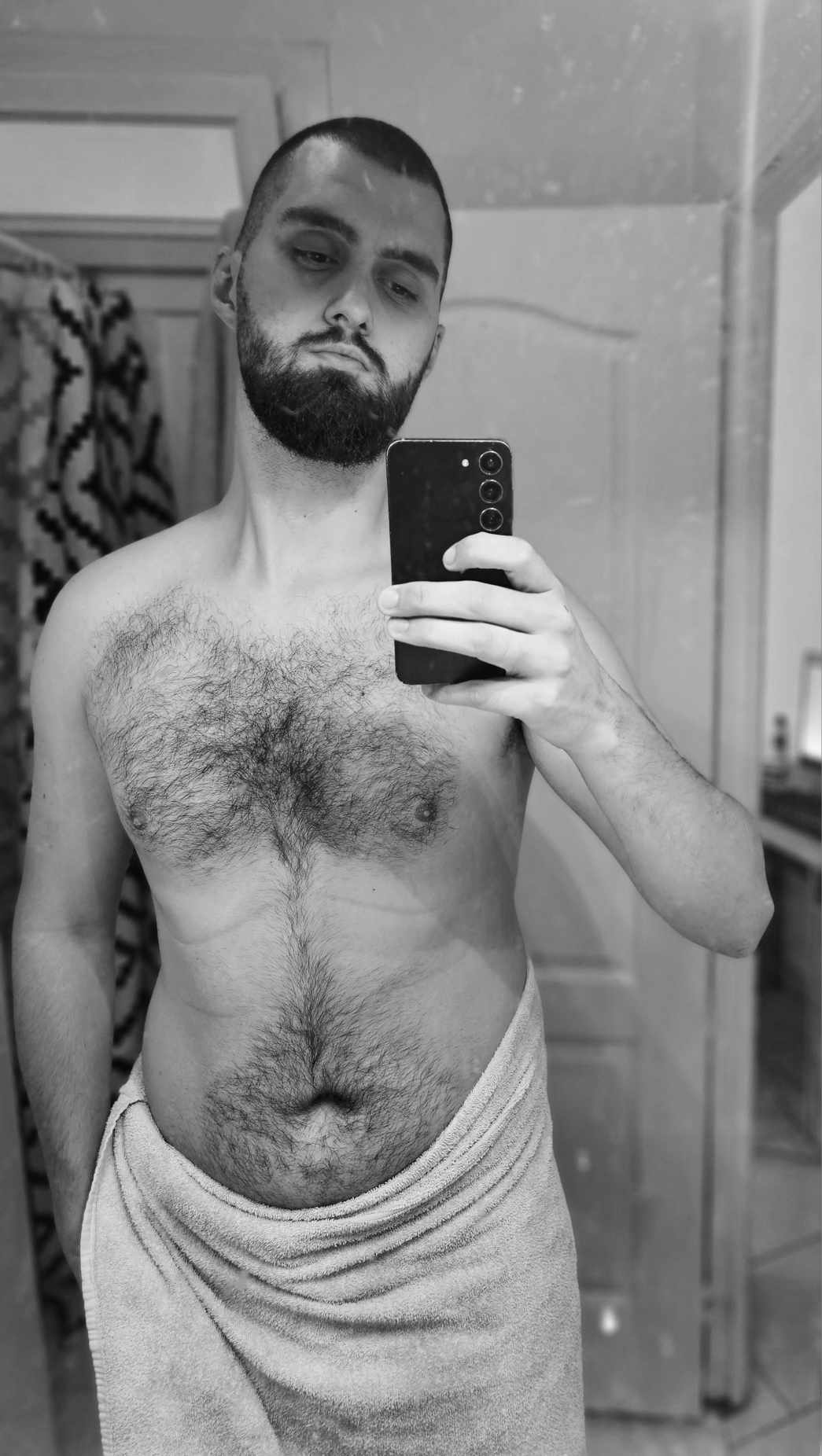 Profil de Murtaza, 29 ans, Escort Gay Monaco à Bouquet