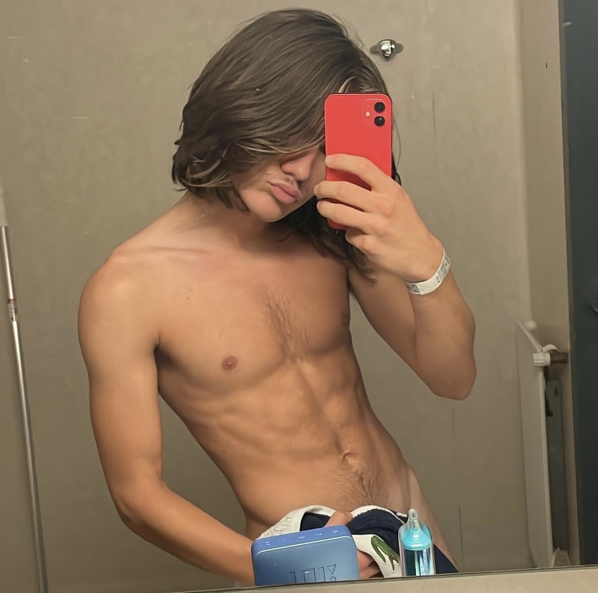 Profil de Brahima, 21 ans, Escort Gay Monaco à Soveria