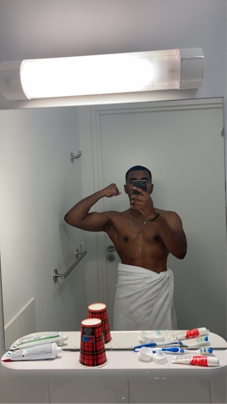 Profil de Fathy, 26 ans, Escort Gay Monaco à Aramon