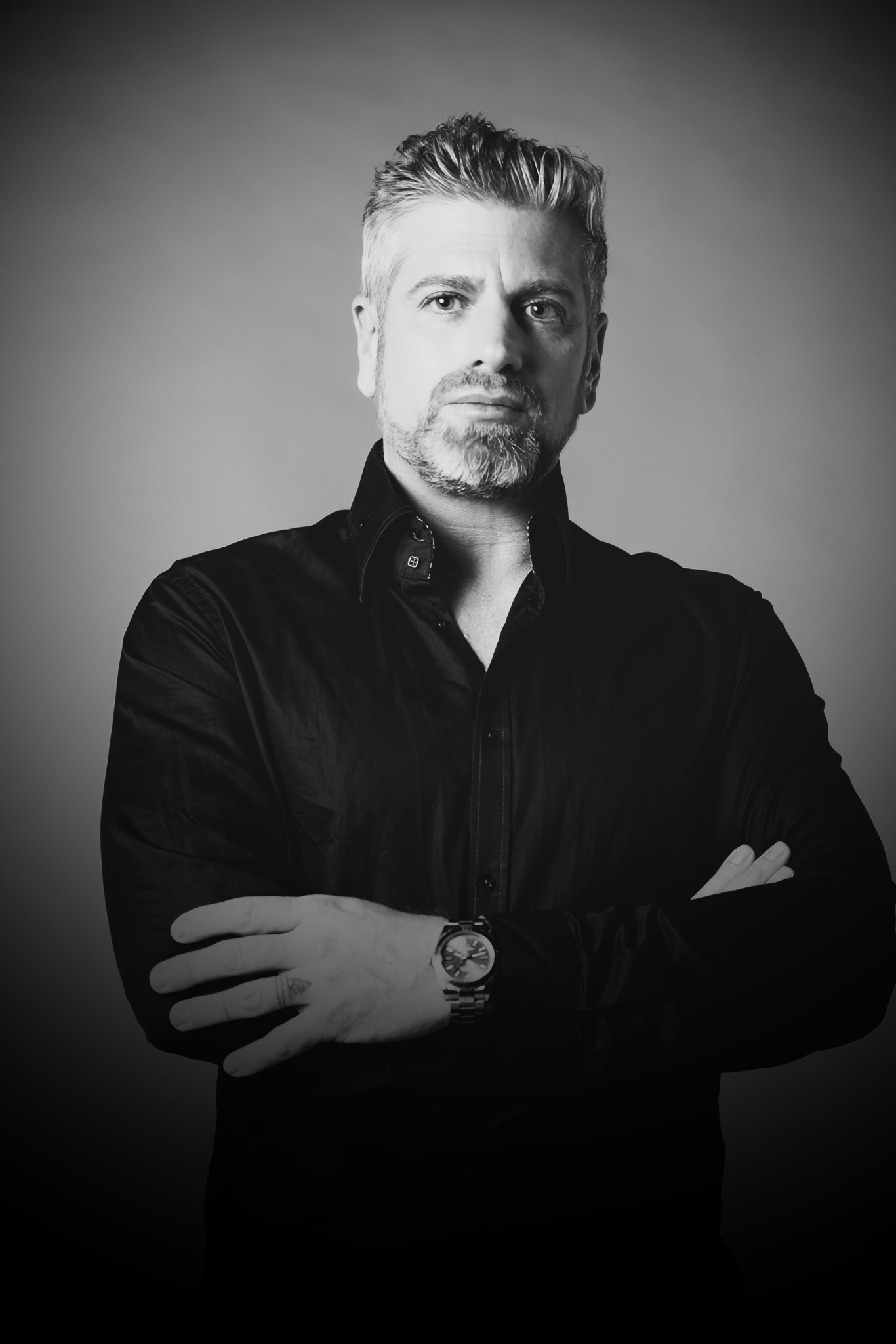 Profil de Ouways, 45 ans, Escort Gay Monaco à LaVernarède
