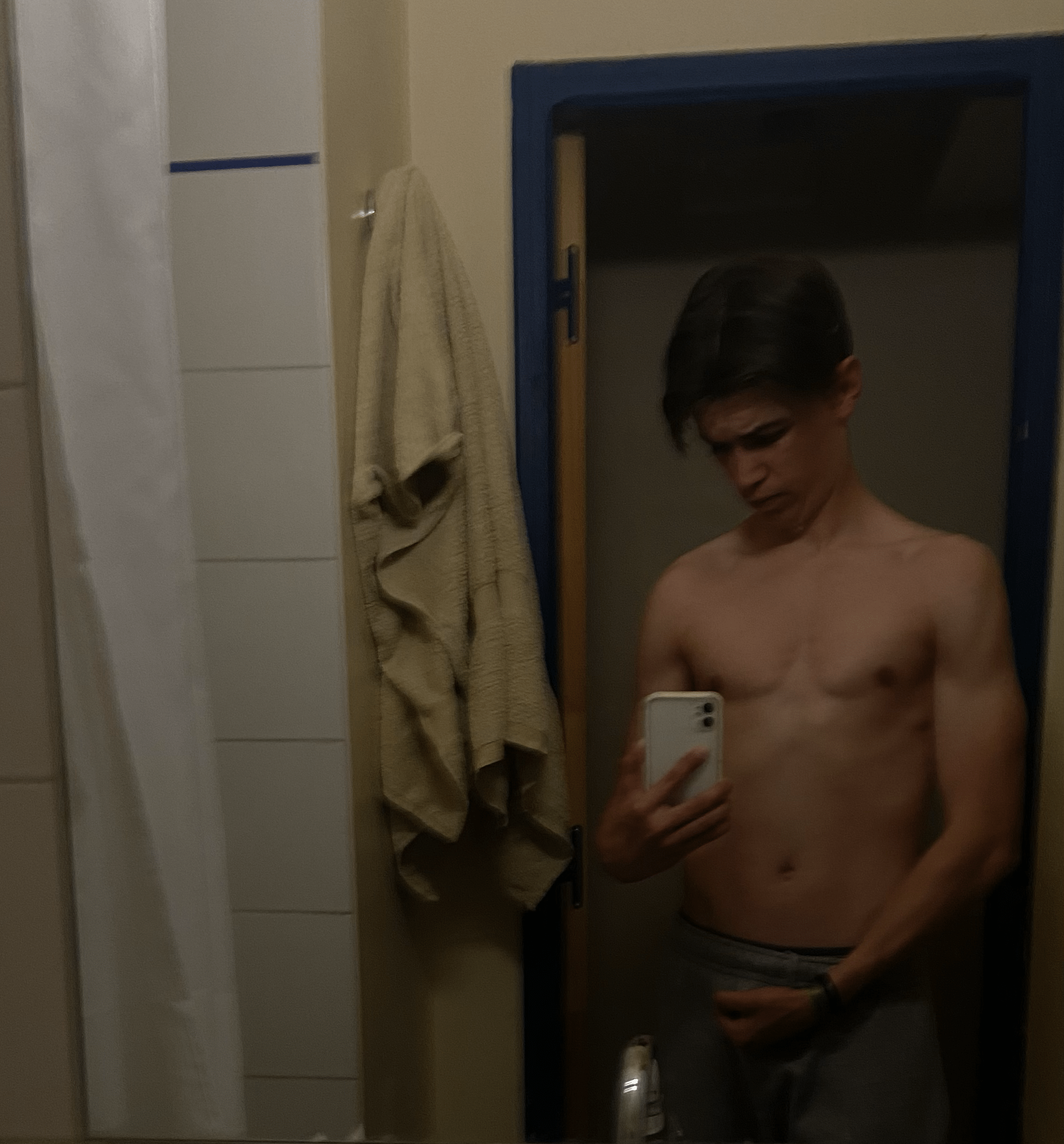 Profil de Amerigo, 21 ans, Escort Gay Monaco à LeCaylar