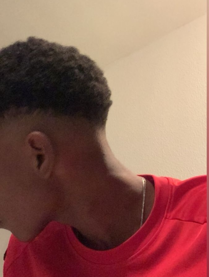 Profil de Soleiman, 21 ans, Escort Gay Monaco à Lavardin