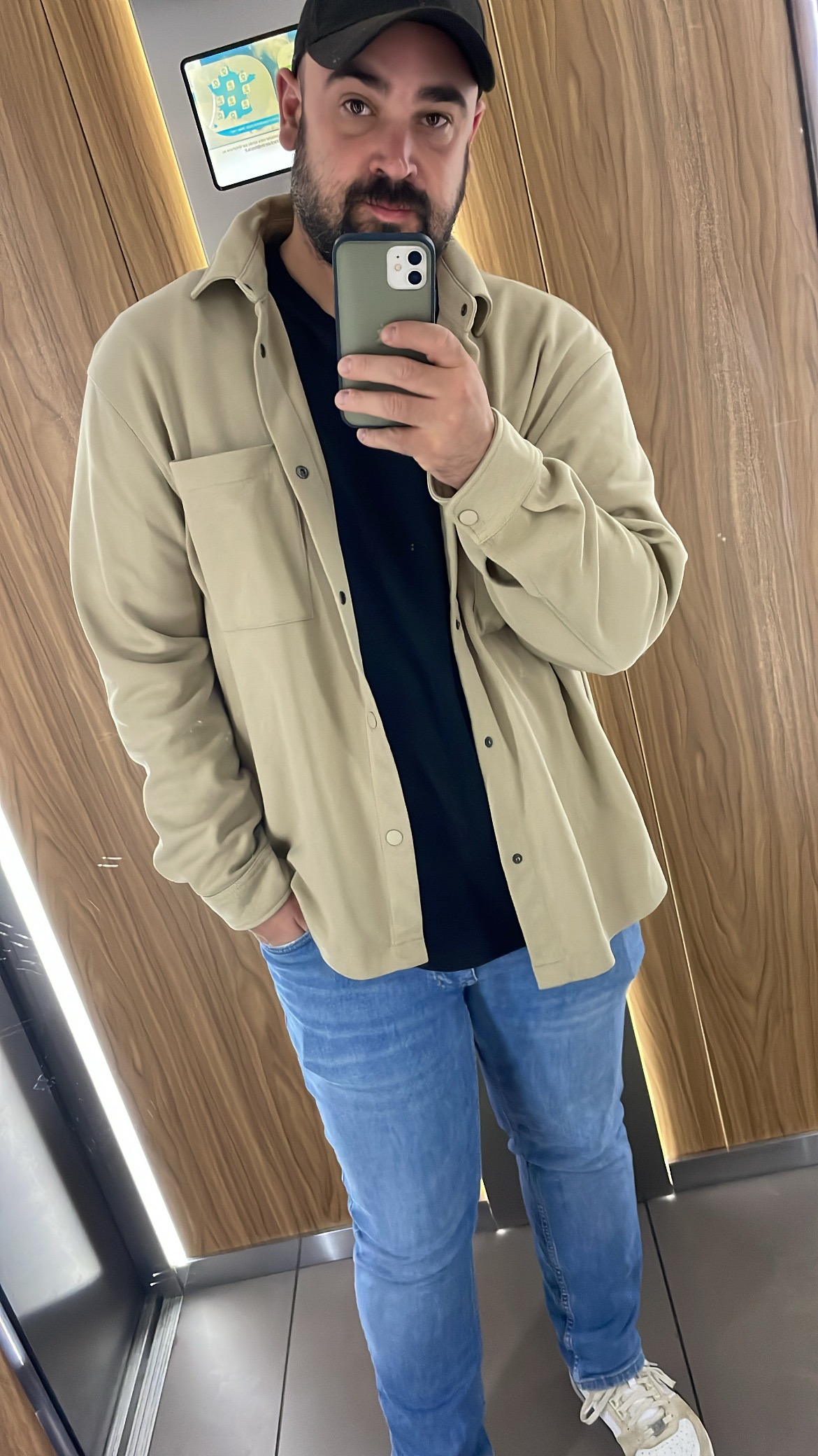 Profil de Jehann, 32 ans, Escort Gay Monaco à Sète