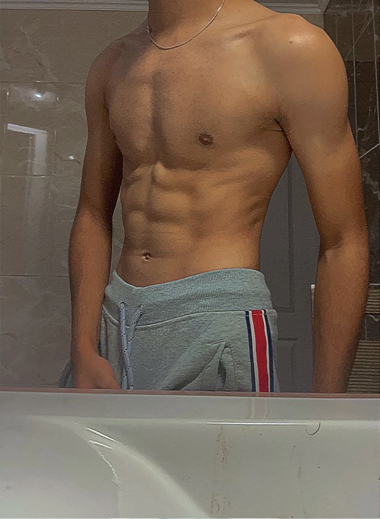 Profil de Abdullah, 22 ans, Escort Gay Monaco à Angerville