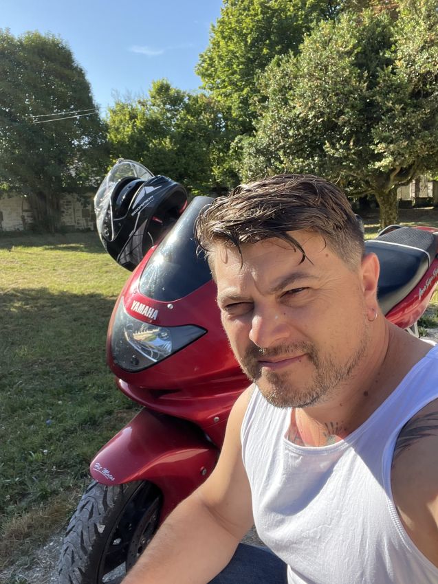 Profil de Marc-pierre, 42 ans, Escort Gay Monaco à Saint-Victor-la-Coste