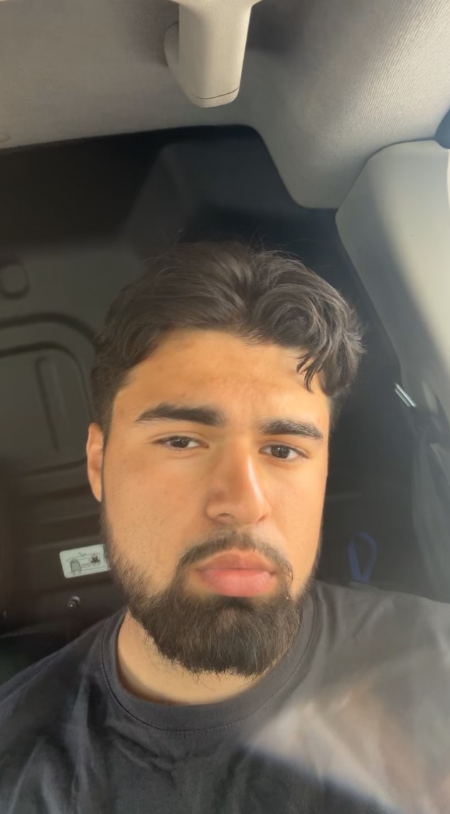Profil de Sinai, 19 ans, Escort Gay Monaco à Sumène