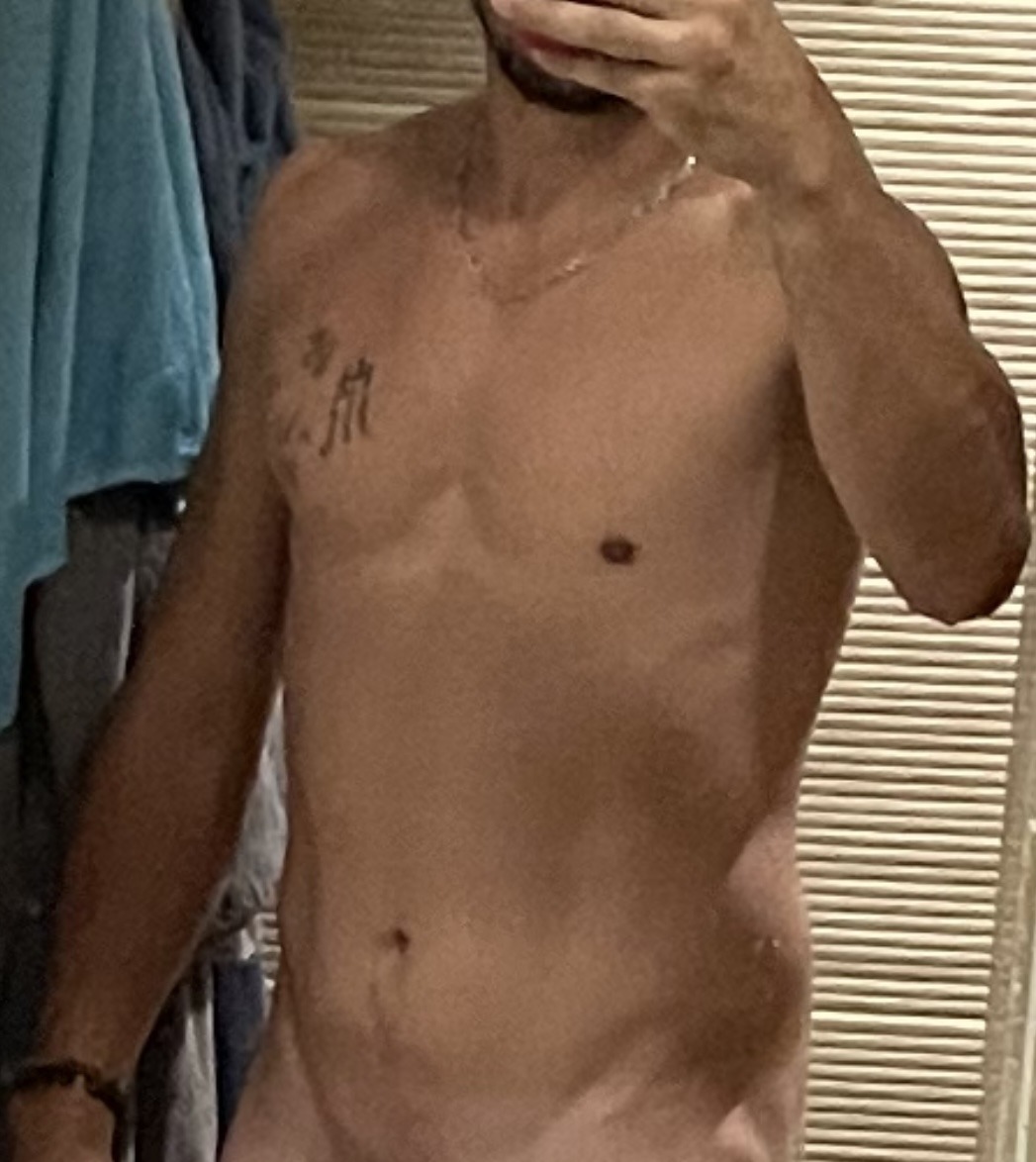 Profil de Eberhard, 35 ans, Escort Gay Monaco à Calvisson