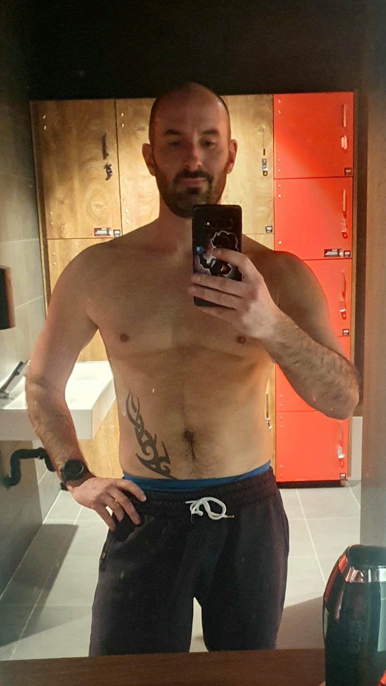 Profil de Ilyan, 39 ans, Escort Gay Monaco à Serriera