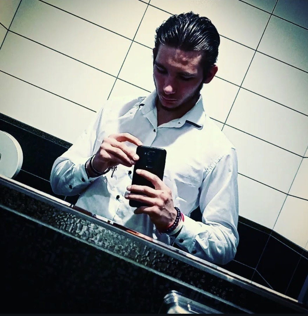 Profil de Faki, 20 ans, Escort Gay Monaco à Lieuran-Cabrières