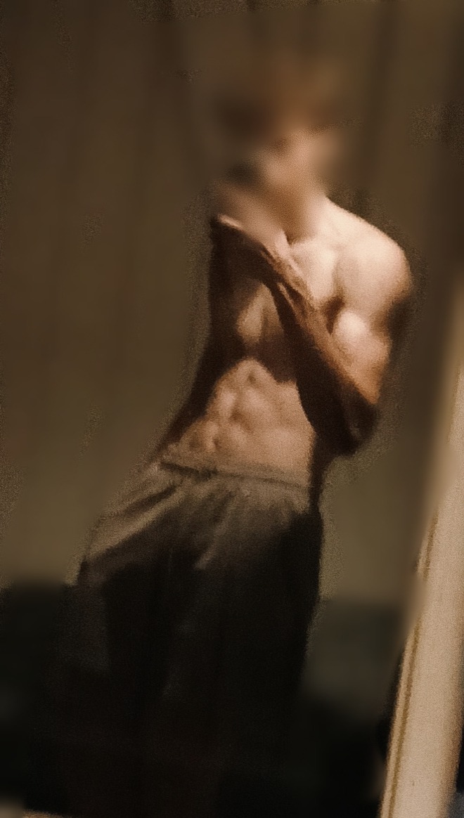 Profil de Salimou, 19 ans, Escort Gay Monaco à Gaillac