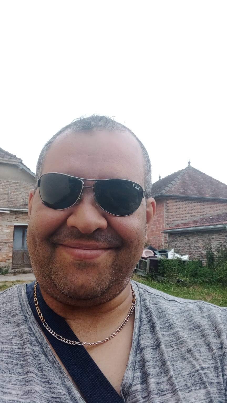 Profil de Georges-marie, 50 ans, Escort Gay Monaco à Massingy