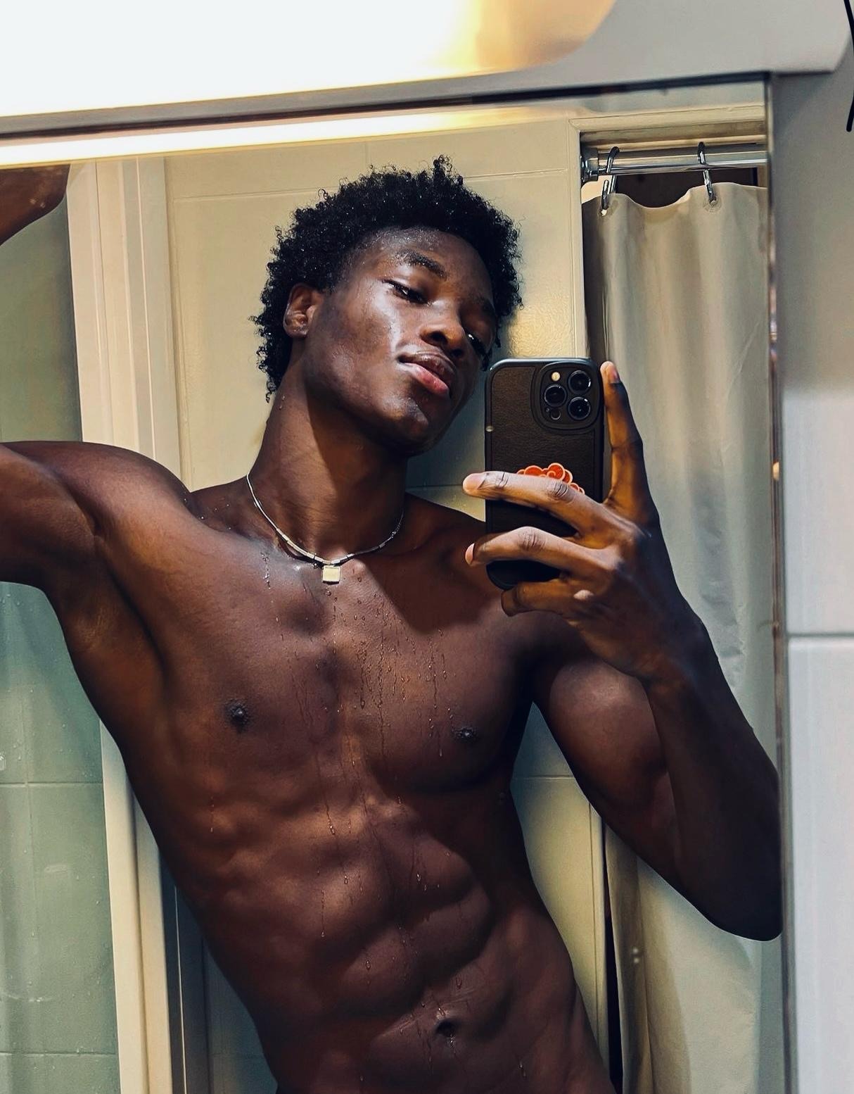 Profil de Alexian, 29 ans, Escort Gay Monaco à Grabels