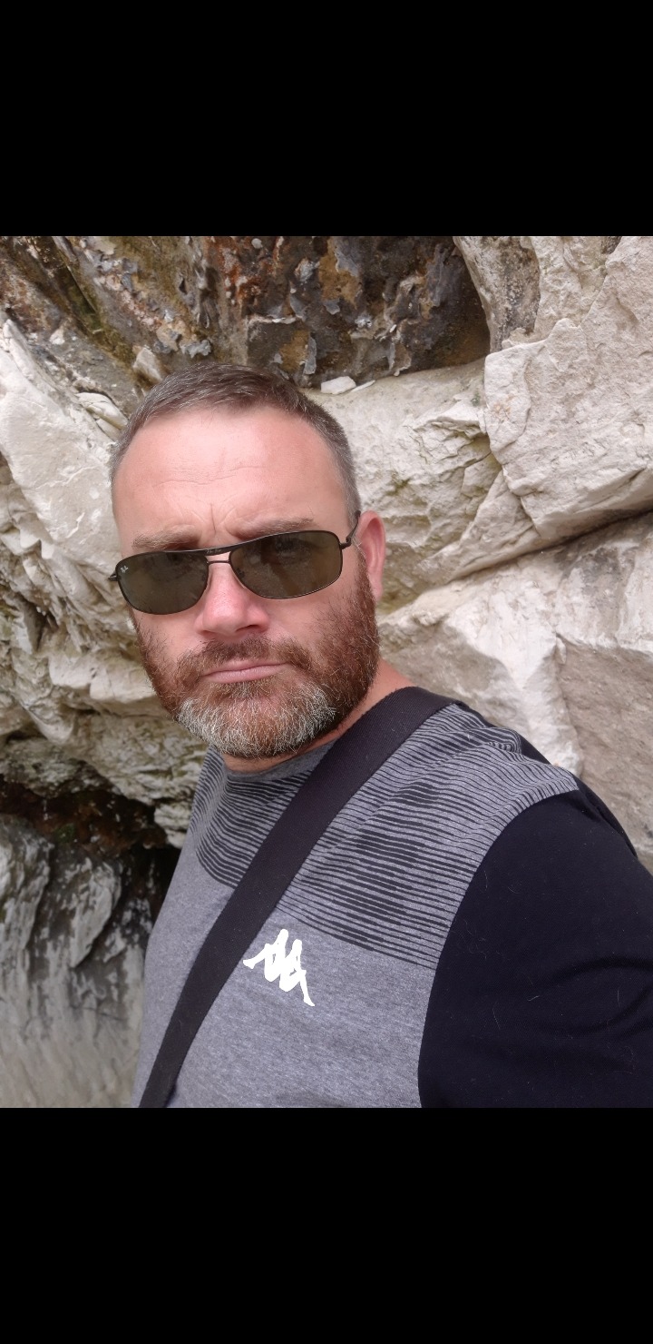 Profil de Djamale, 46 ans, Escort Gay Monaco à Massac-Séran