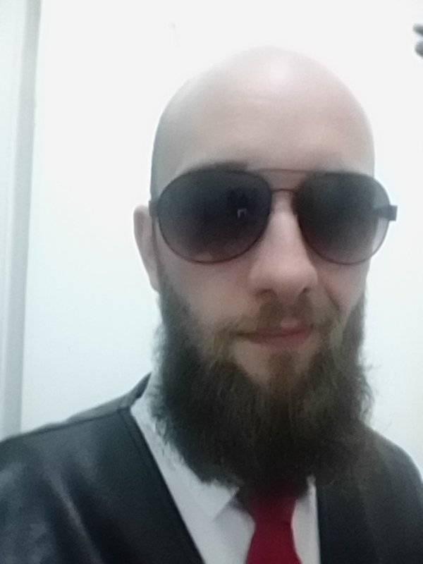 Profil de Colas, 33 ans, Escort Gay Monaco à Pouilly