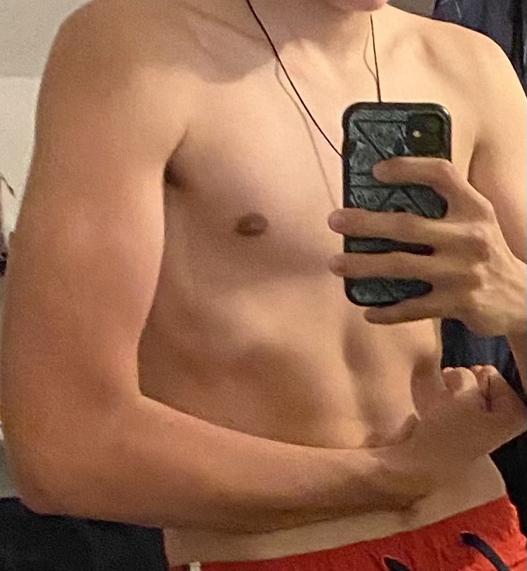 Profil de Marin, 18 ans, Escort Gay Monaco à Brenas