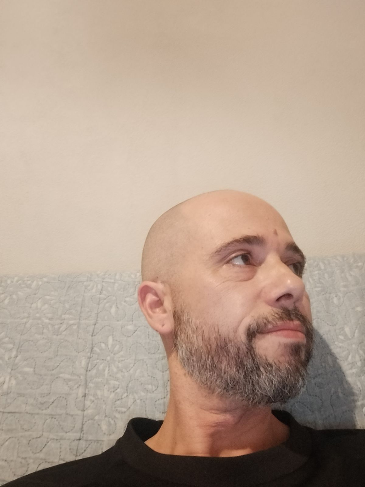 Profil de Faouzi, 40 ans, Escort Gay Monaco à Mazamet