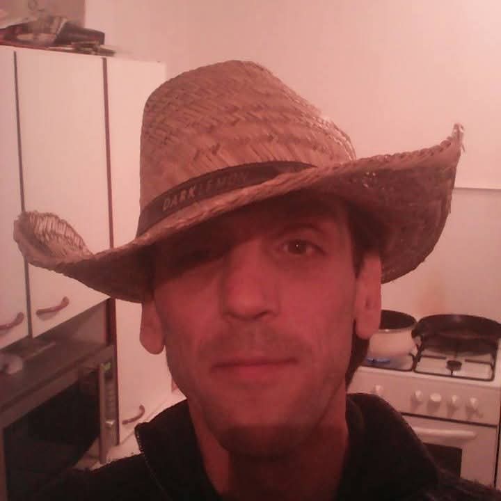 Profil de Eliya, 51 ans, Escort Gay Monaco à Cruviers-Lascours