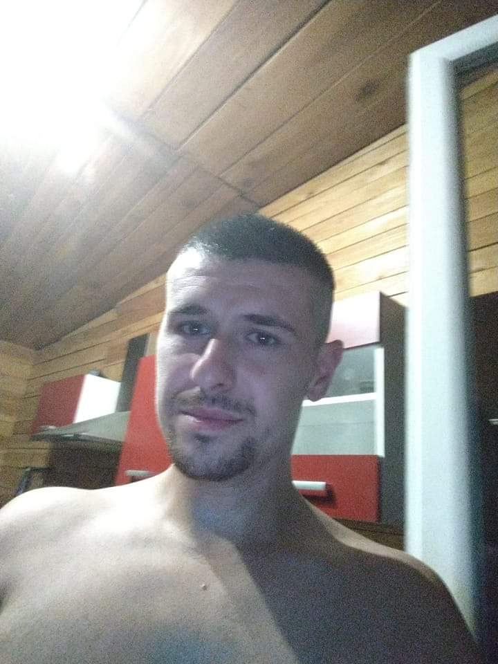 Profil de Hissam, 33 ans, Escort Gay Monaco à Pardailhan