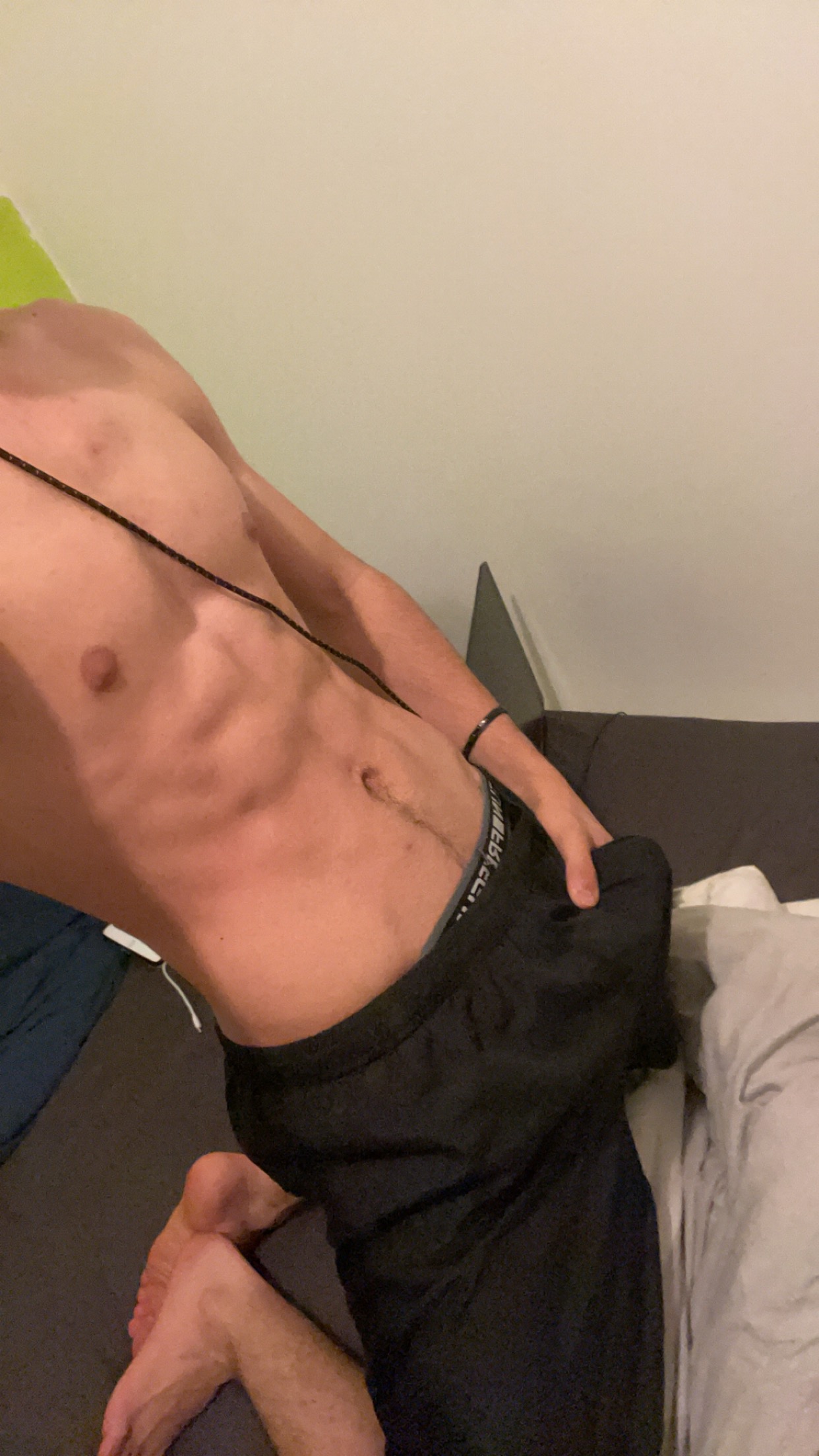 Profil de Safwen, 21 ans, Escort Gay Monaco à Corrano