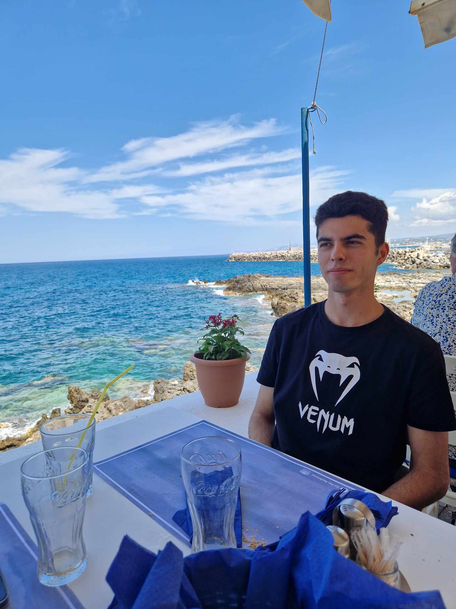 Profil de Saleh, 21 ans, Escort Gay Monaco à Rabastens
