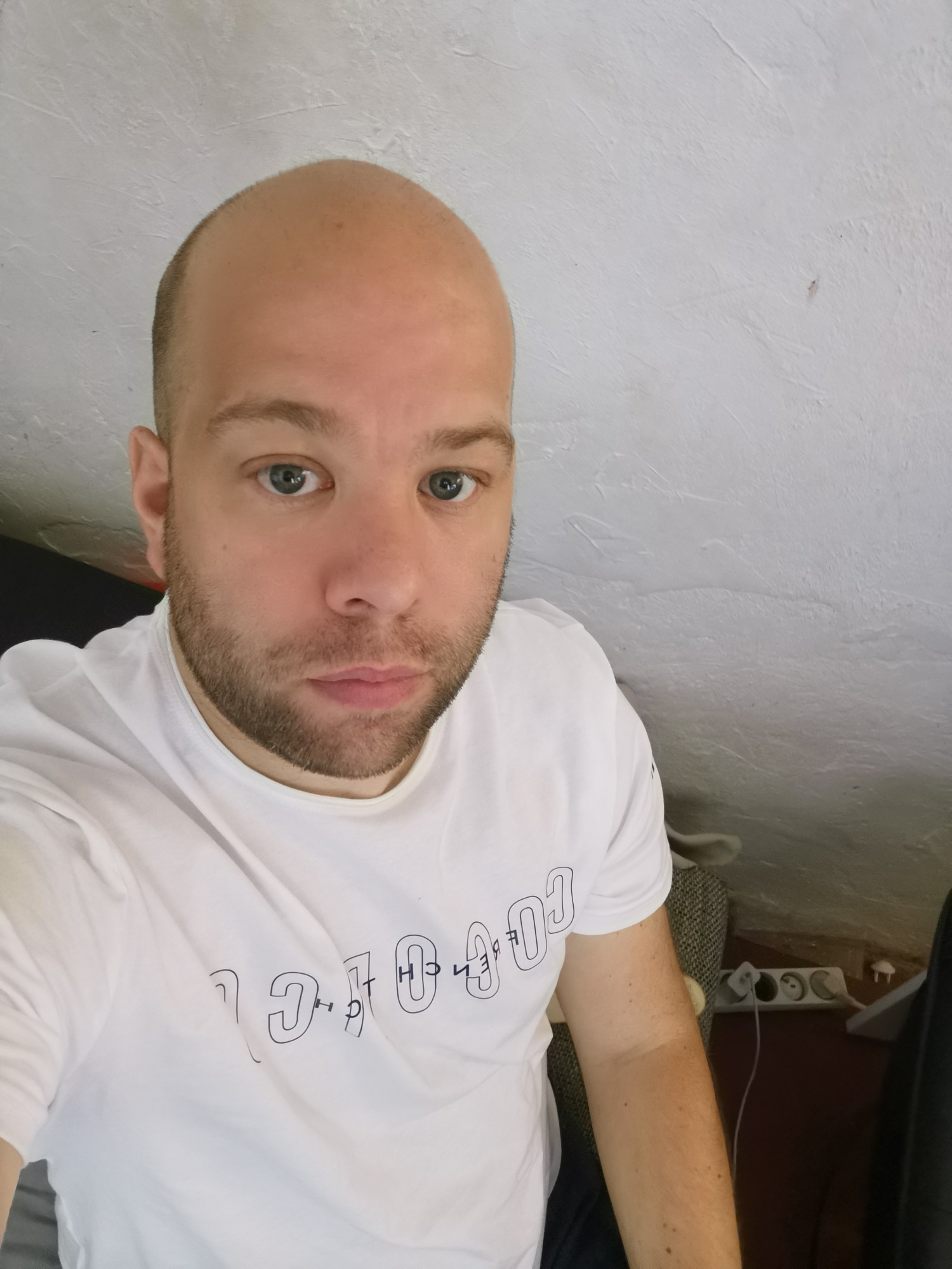 Profil de Many, 42 ans, Escort Gay Monaco à Lédignan
