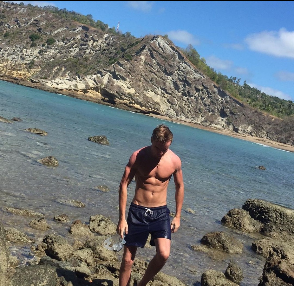 Profil de Isaack, 28 ans, Escort Gay Monaco à LaVacquerie-et-Saint-Martin-de-Castries