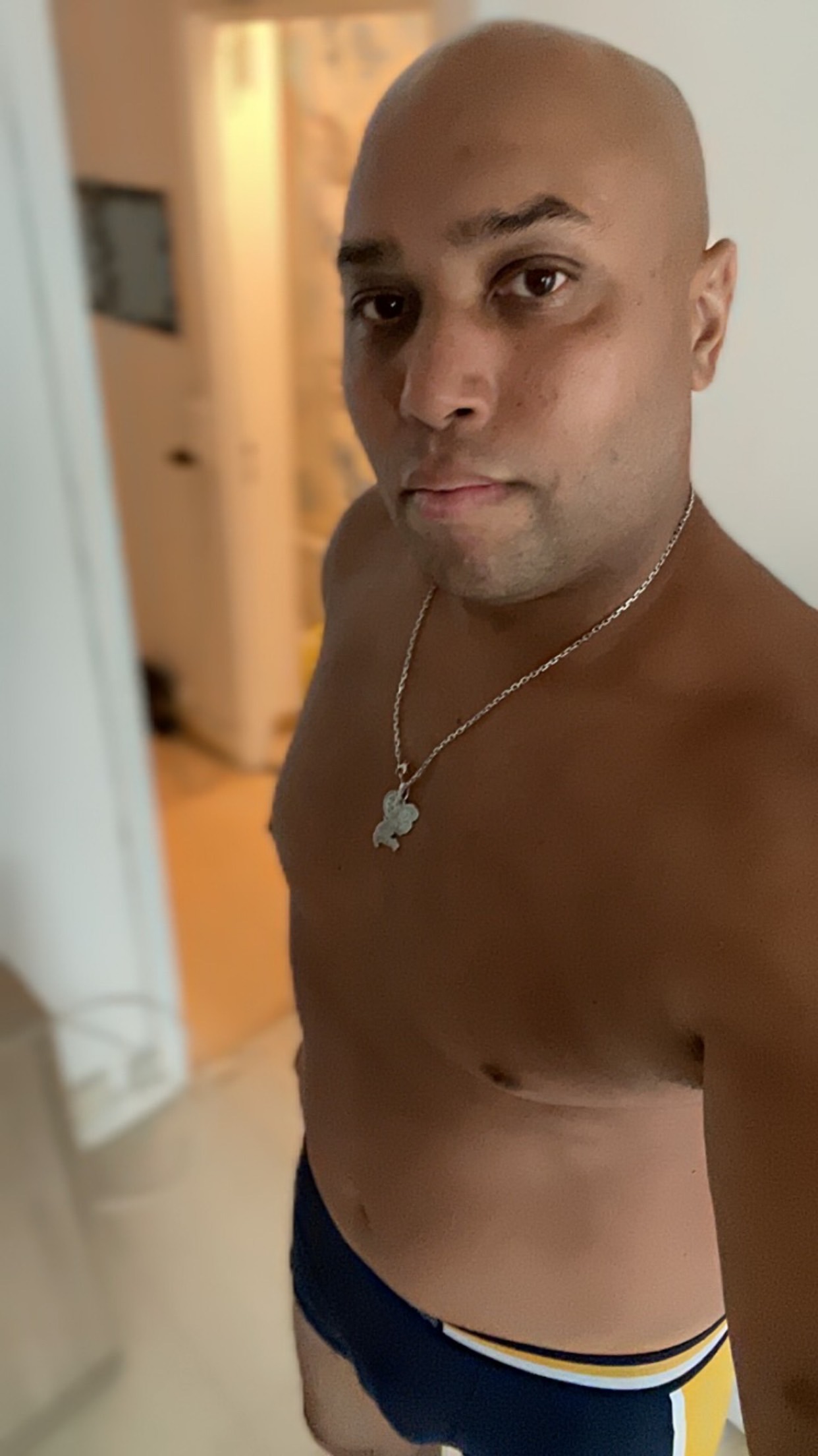 Profil de Tyno, 41 ans, Escort Gay Monaco à Calvisson