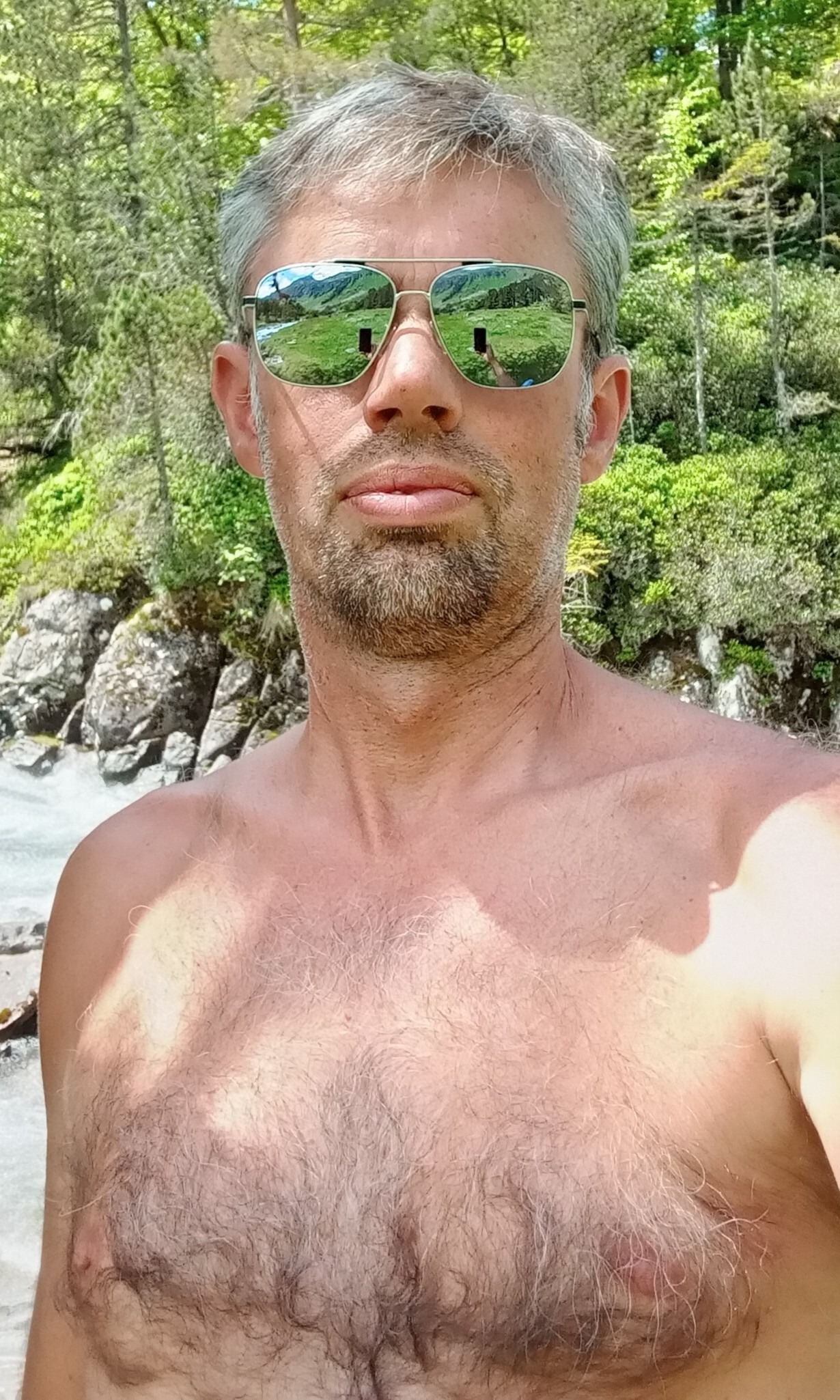 Profil de Abdelhafide, 54 ans, Escort Gay Monaco à Saint-Maurice-Navacelles