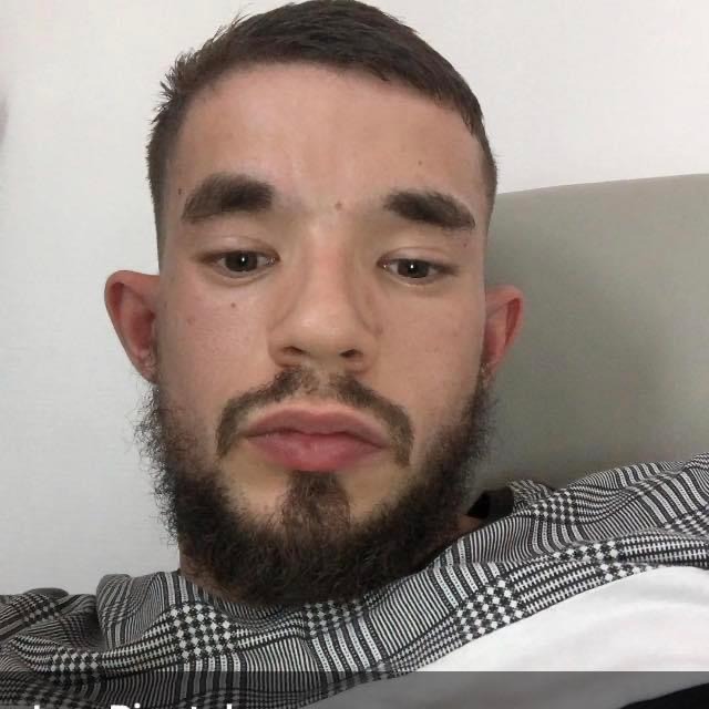 Profil de Iliane, 26 ans, Escort Gay Monaco à Fournès