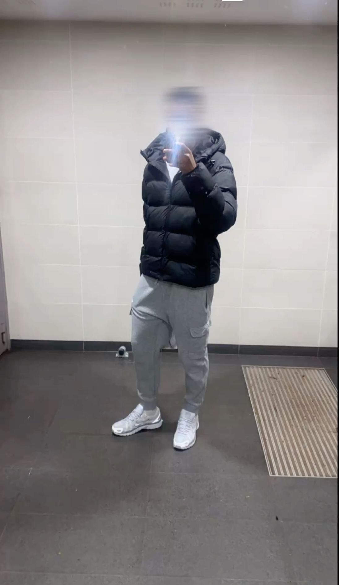 Profil de Lance, 18 ans, Escort Gay Monaco à Thoiras