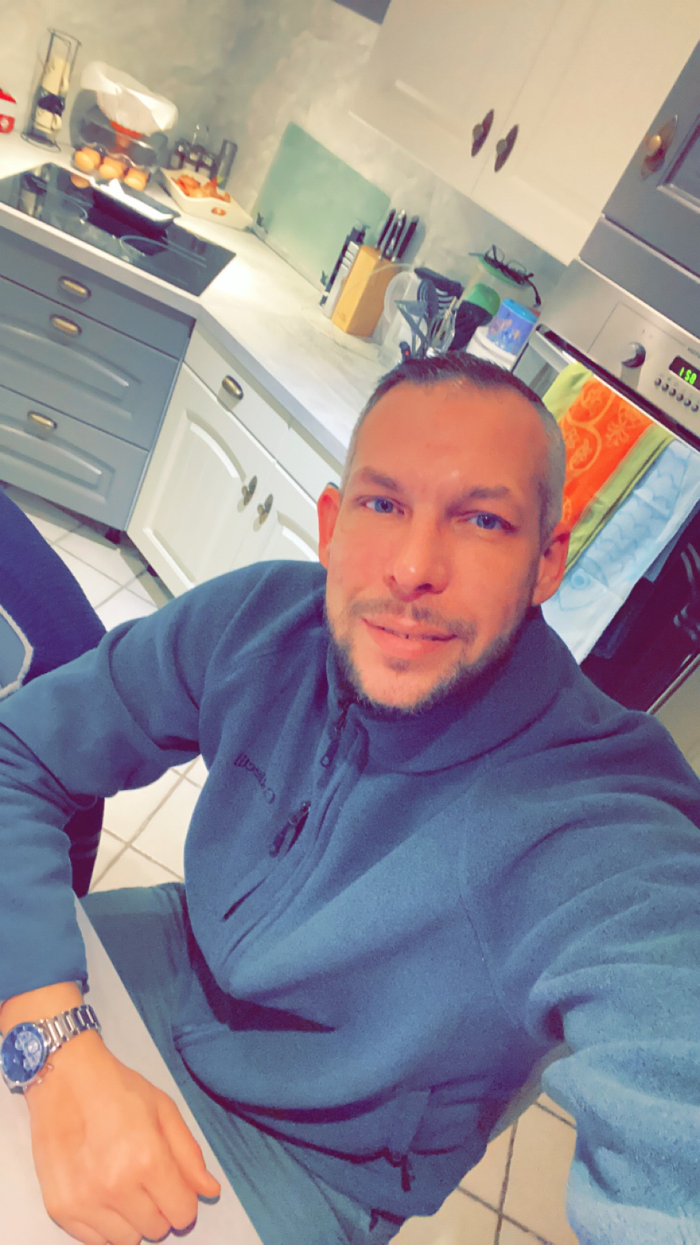 Profil de Jaufre, 18 ans, Escort Gay Monaco à Saint-Genest
