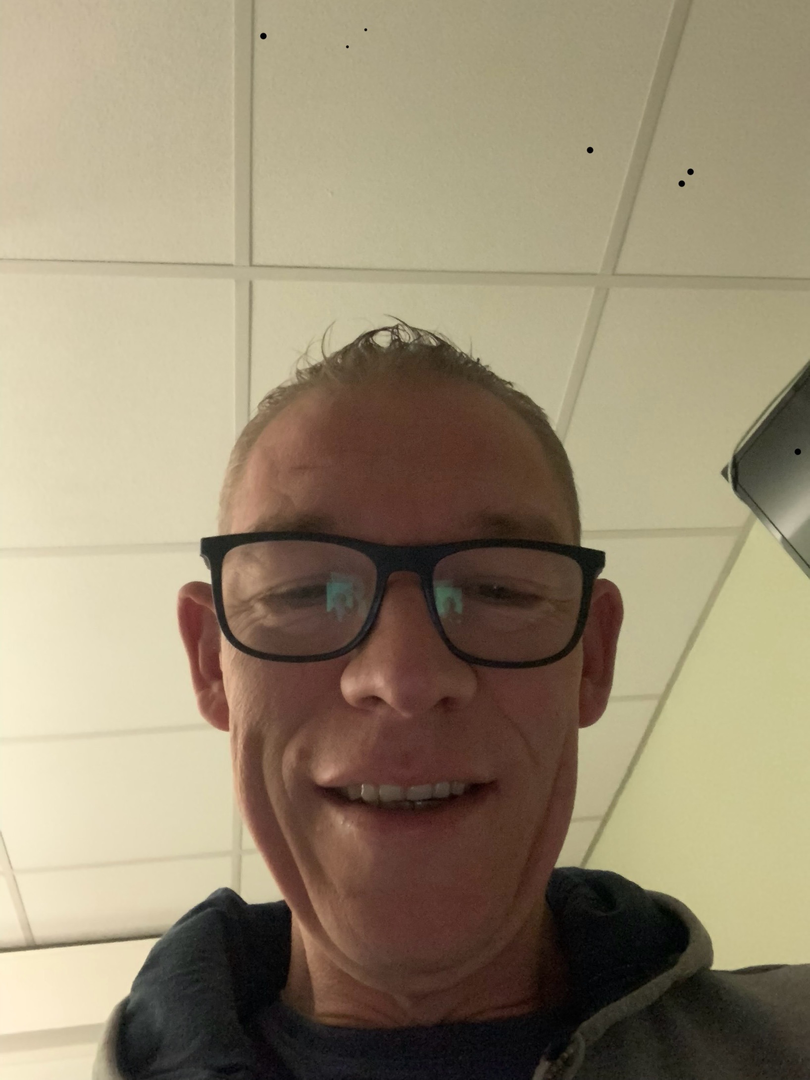 Profil de Sullyvan, 48 ans, Escort Gay Monaco à Lempaut