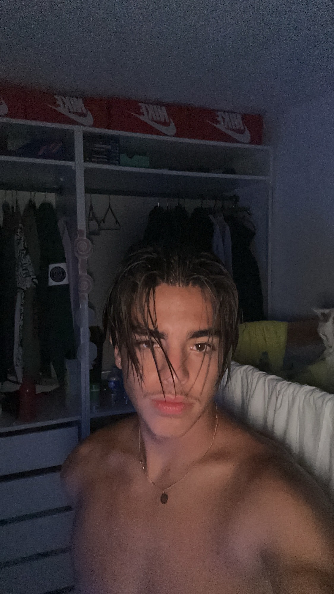 Profil de Rachad, 19 ans, Escort Gay Monaco à Maligny
