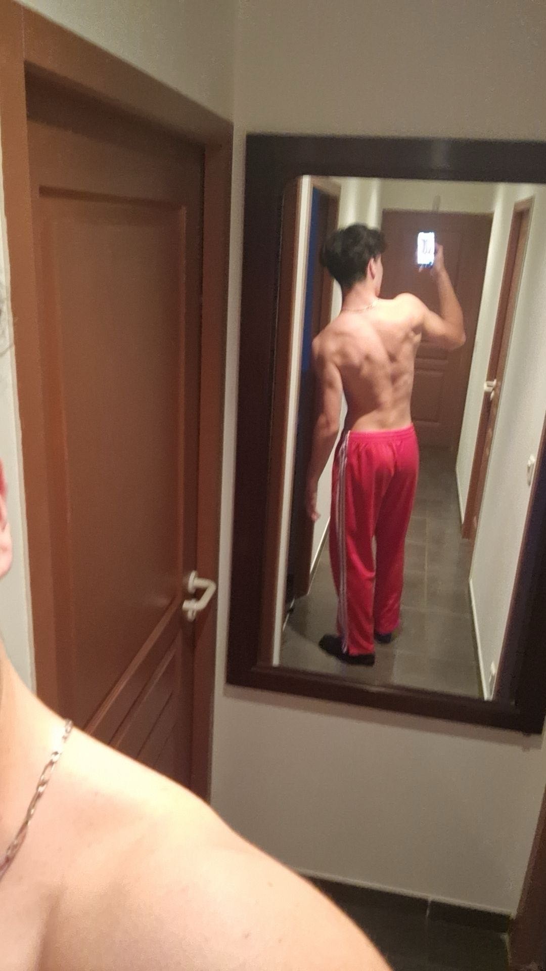 Profil de Yakim, 22 ans, Escort Gay Monaco à Massanes